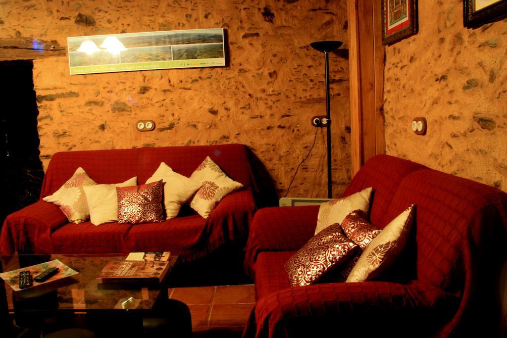 La Boticaria Casa Rural Apartamento Descargamaría Kültér fotó