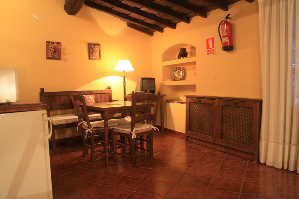 La Boticaria Casa Rural Apartamento Descargamaría Kültér fotó